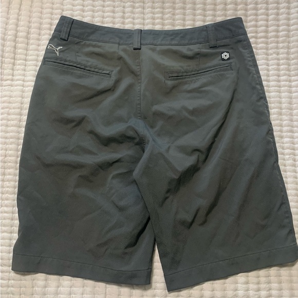 Dark gray! - Picture 2 of 2